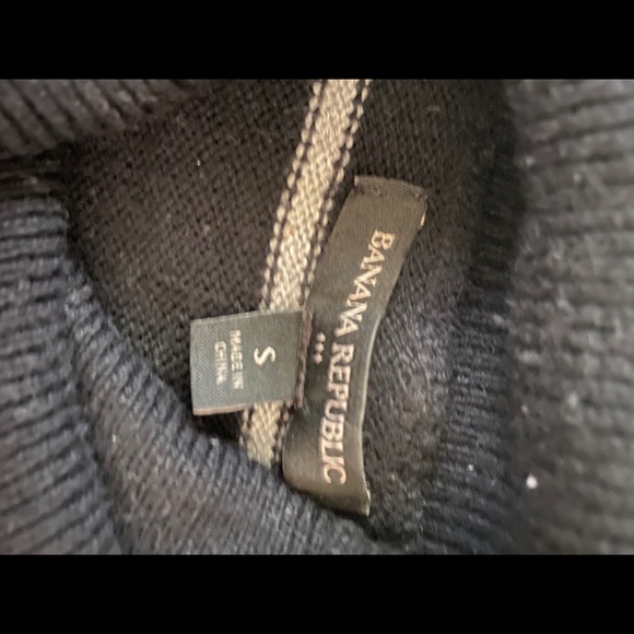 Turtleneck sweater - Picture 3 of 3